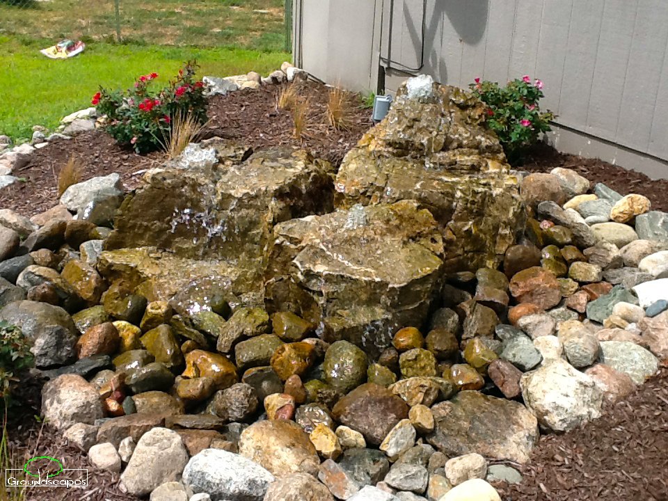 Bubbling Boulders Photo Gallery | Groundscapes, Inc.